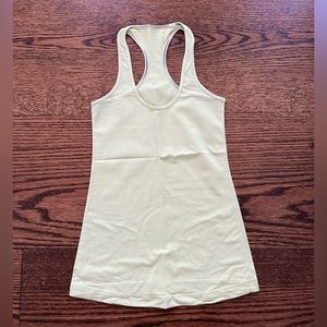 Lululemon workout top